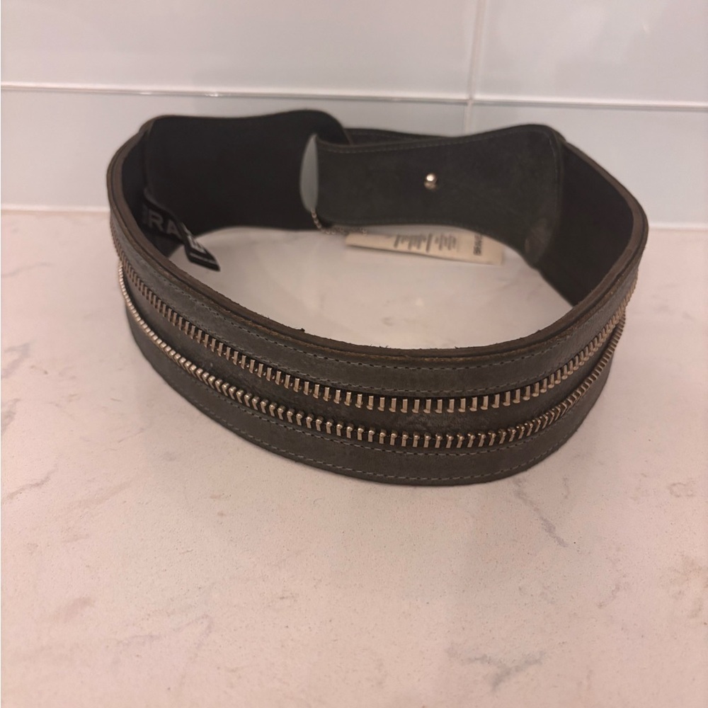 Brave Women's Charcoal Leather Belt - Picture 4 of 7